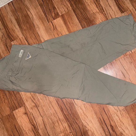Men's Olive Chinos